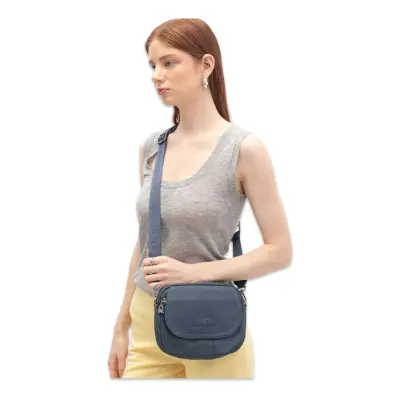 Benetton Bnt_1730 15X22X6 El Lacivert Kadın Çanta 