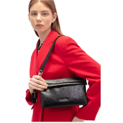 Benetton Bnt_1778 16X25X7 Çapraz Siyah Kadın Çanta 