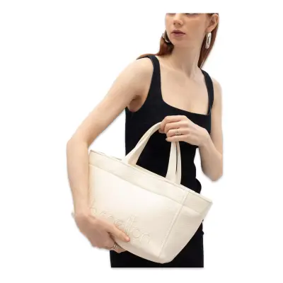 Benetton Bnt_1844 19X29X14 El Beyaz Kadın Çanta 