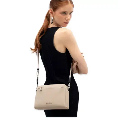 Benetton Bnt_1845 16,5X23,5X6 Çapraz Bej Kadın Çanta - 1