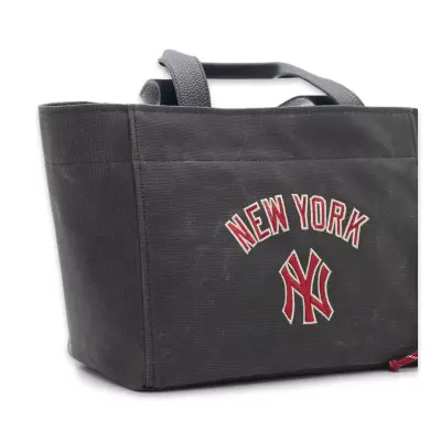 New York Yankees Mlb_001 22X29X13 El Siyah-Kırmızı Kadın Çanta - 3