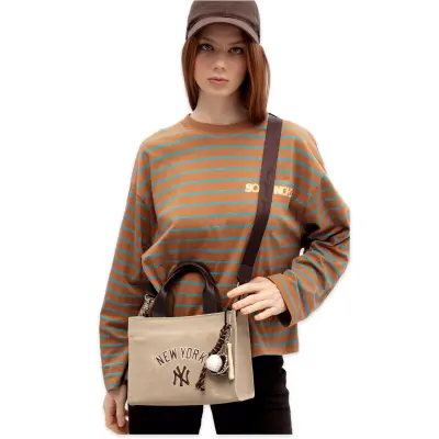 New York Yankees Mlb_010 20X23,5X13 El Kadın Çanta - 2