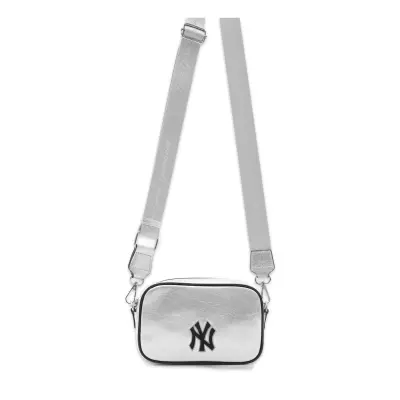 New York Yankees Mlb_015 12X18,5X6,5 El Gümüş Kadın Çanta 