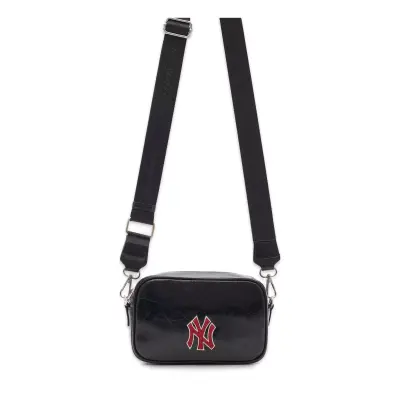 New York Yankees Mlb_015 12X18,5X6,5 El Siyah-Kırmızı Kadın Çanta 