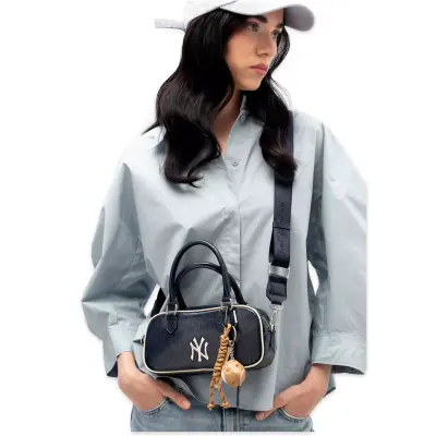 New York Yankees Mlb_023 11X17X7 El Lacivert Kadın Çanta - New York Yankees (1)
