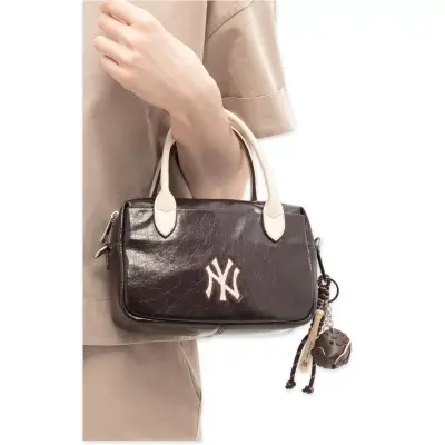 New York Yankees Mlb_038 15X21X9 El Kahverengi Kadın Çanta - New York Yankees (1)