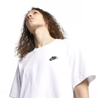 Nike Ar4997 Sportswear Club Beyaz Erkek T-Shirt - 3
