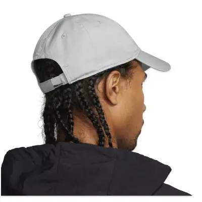 Nike Fb5372 Dri-Fit Club Unstructured Metal Swoosh Cap Gri Unisex Şapka - 3