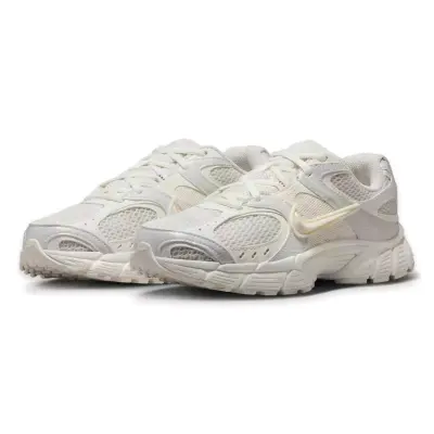 Nike Iq0276 Nike V5 Rnr Unisex Spor Ayakkabı - 3