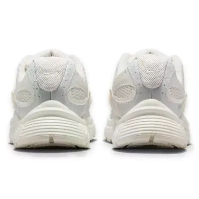 Nike Iq0276 Nike V5 Rnr Unisex Spor Ayakkabı - 4