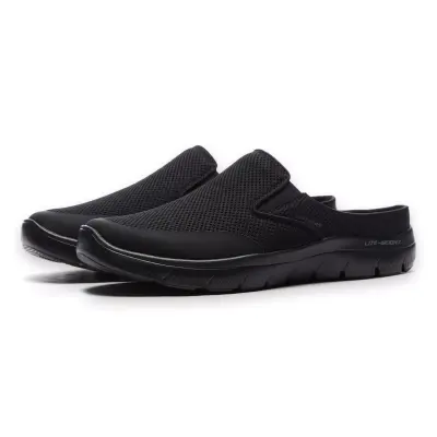 Skechers 232296Tk M Summits Önü Kapali Siyah Erkek Terlik - Skechers (1)