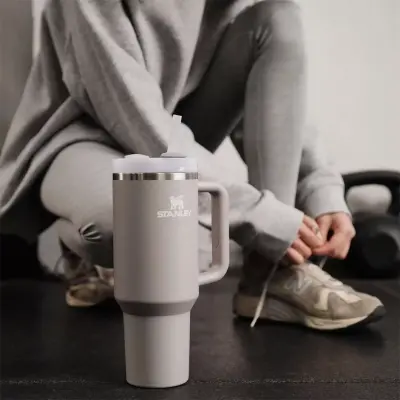 Stanley 10-10824 Stanley Adv 40Oz 1.18L Quencher2.O Tumbler Pipetli Termos Bardak Gri Unis - 3
