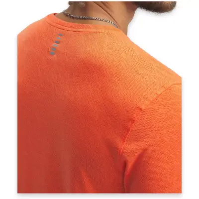 Under Armour 1386681 Ua Launch Camo Sleeve Turuncu Erkek T-Shirt - 3