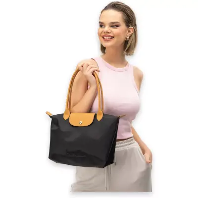 United Colors Of Benetton Bnt_1357 23X36X15 El Siyah Kadın Çanta 